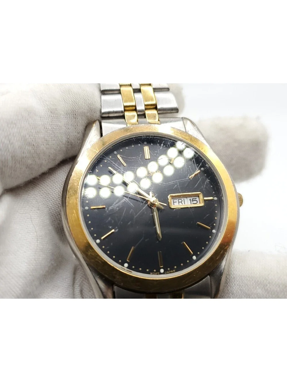 Vintage Pulsar Quartz Mens Watch New Battery Two-Tone Black Day/Date Dial 37mm